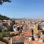 Panoramic River View 1-Br Near Senhora Do Monte By Nestatlisbon
