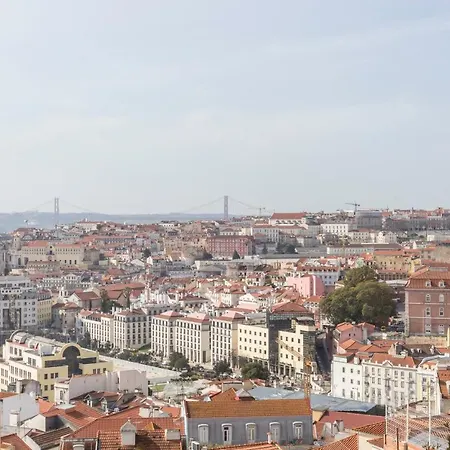 Stroll To Coffee Shops Near A Renovated Hillside In Graca * Lissabon