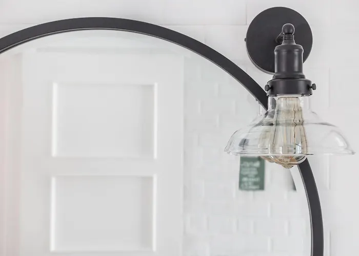 דירה Stroll To Coffee Shops Near A Renovated Hillside In Graca ליסבון