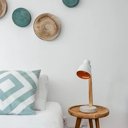 公寓 Stroll To Coffee Shops Near A Renovated Hillside In Graca Lisboa